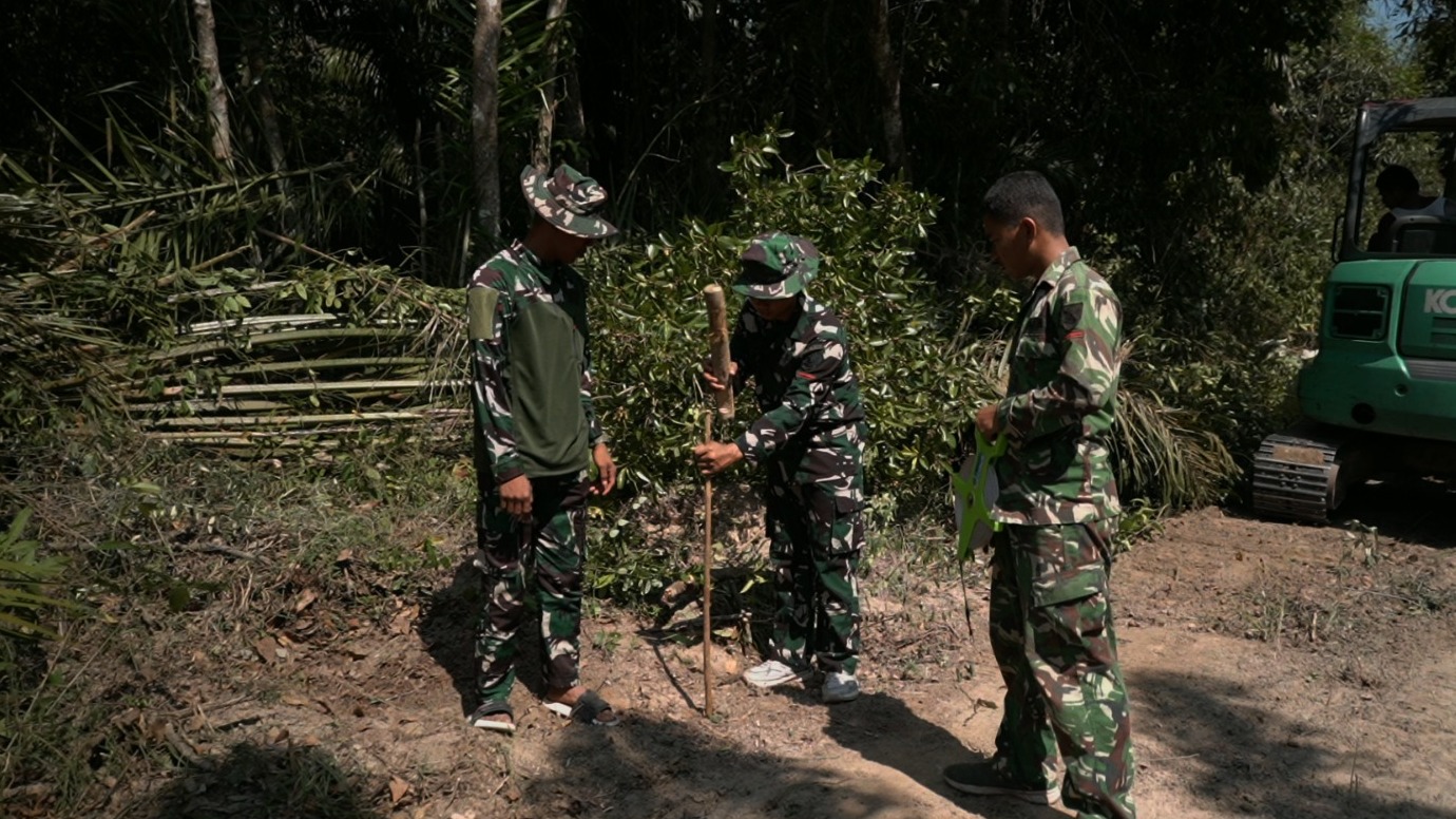 Satgas TMMD Ke-129 Kodim 0413/Bangka Percepat Pembukaan Jalan 9 Kilometer Demi Kelancaran Mobilitas Warga
