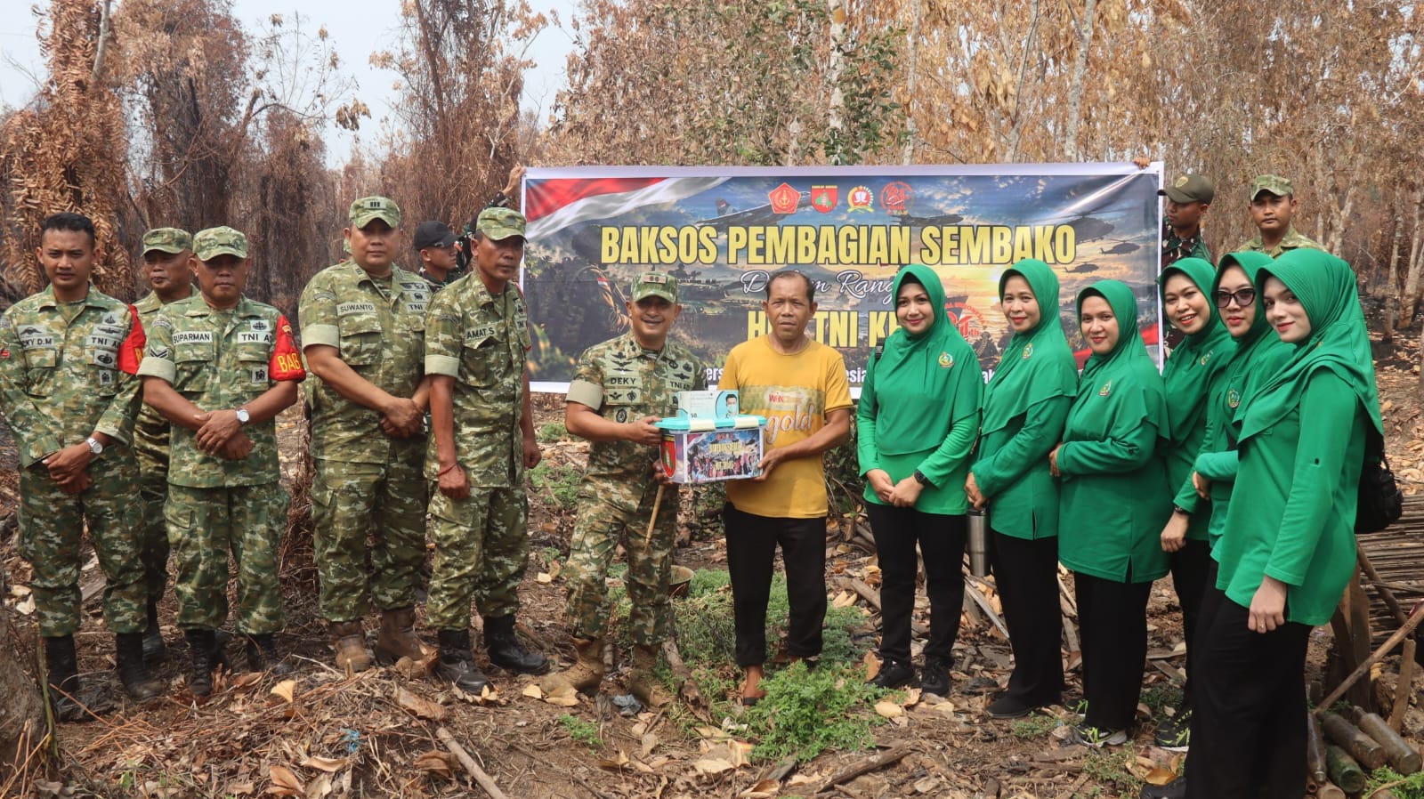 Dandim 1011/KLK Lakukan Aksi Peduli bagi Korban Kebakaran Hutan di Kapuas