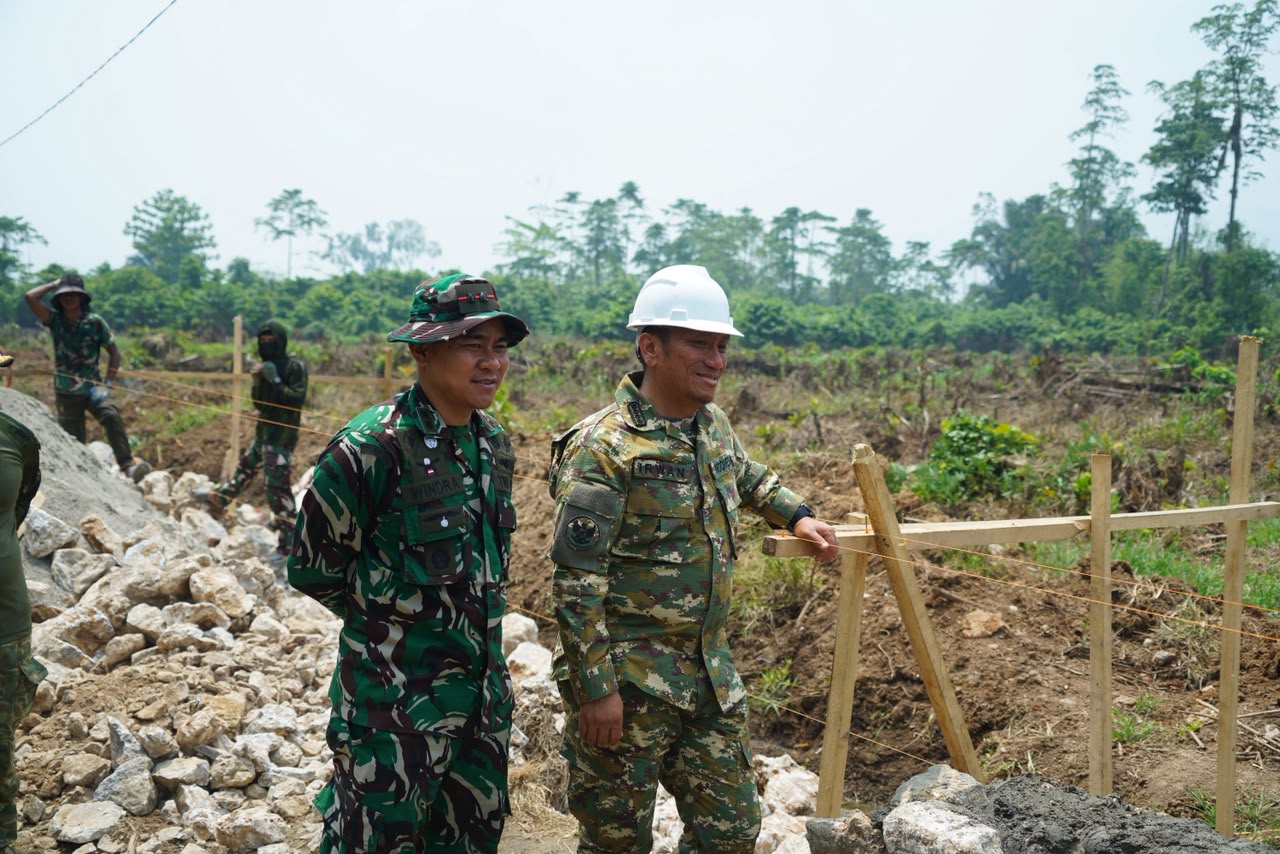 Peningkatan Jalan Parumpanai untuk Kesiapsiagaan Menghadapi Musim Hujan