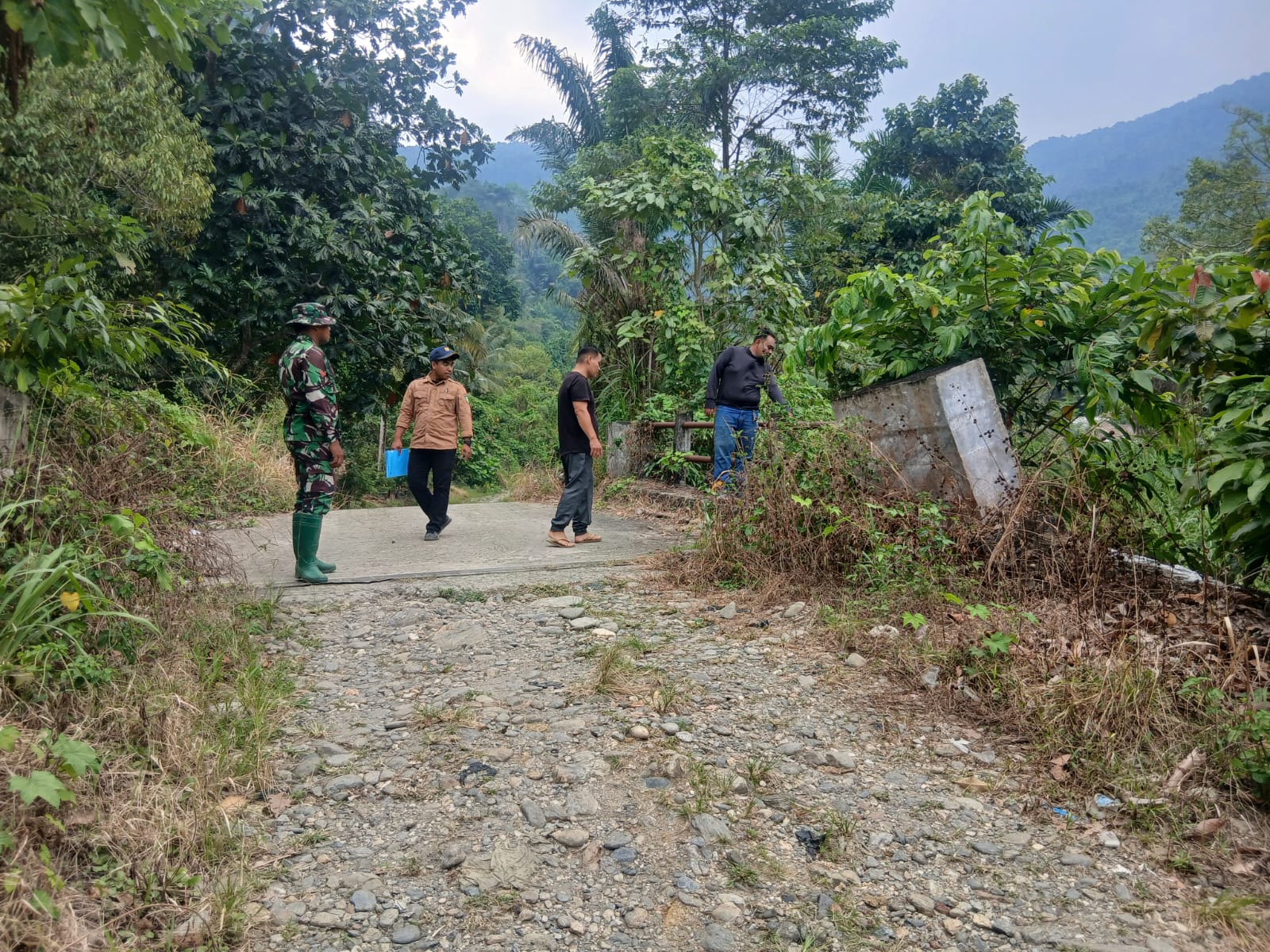 Penataan Ulang Jembatan di Kelapa Dua Lewat TMMD untuk Masyarakat
