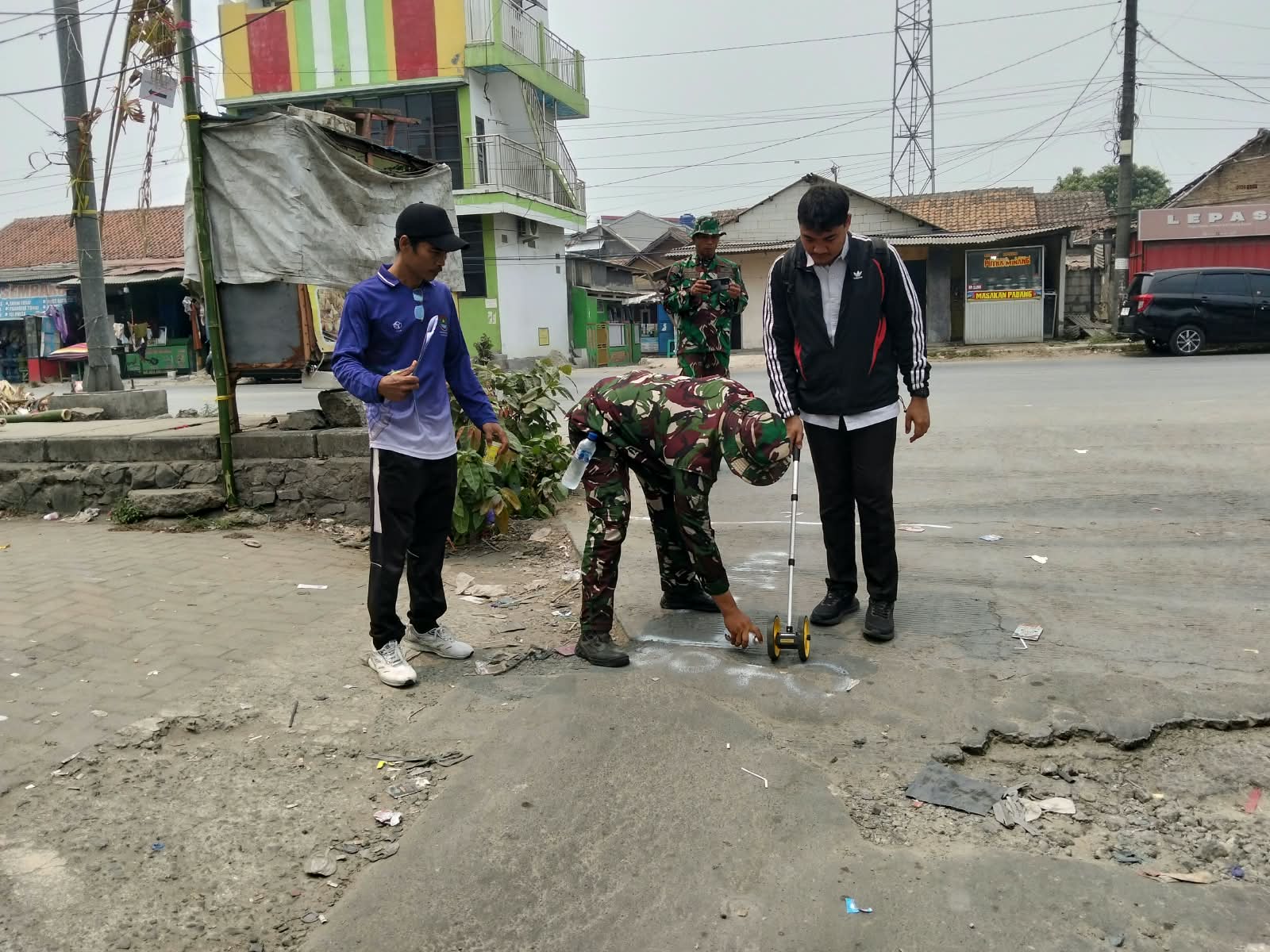 Pembangunan Jalan 872 Meter Jadi Upaya TMMD Meningkatkan Konektivitas Desa Sumur Bandung