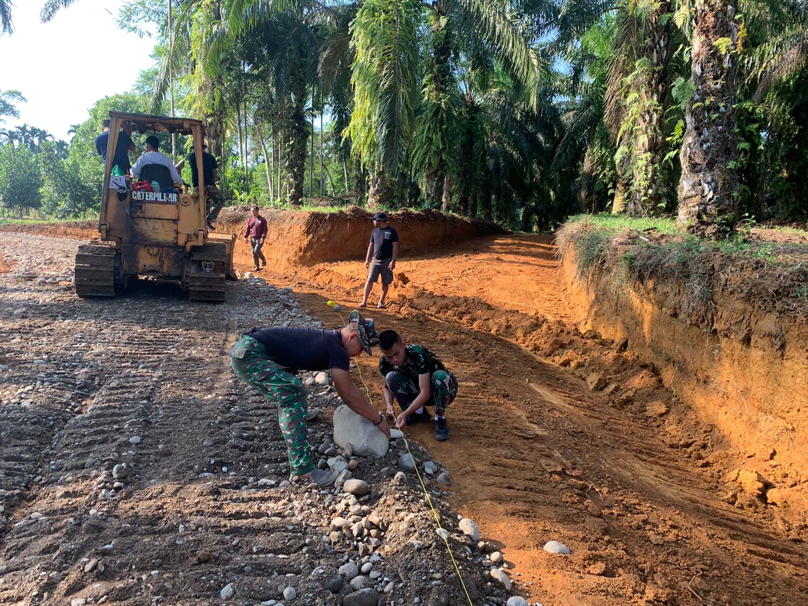 Pembangunan Jalan Baru di Bengkulu Didorong Komitmen Bersama TNI dan Masyarakat