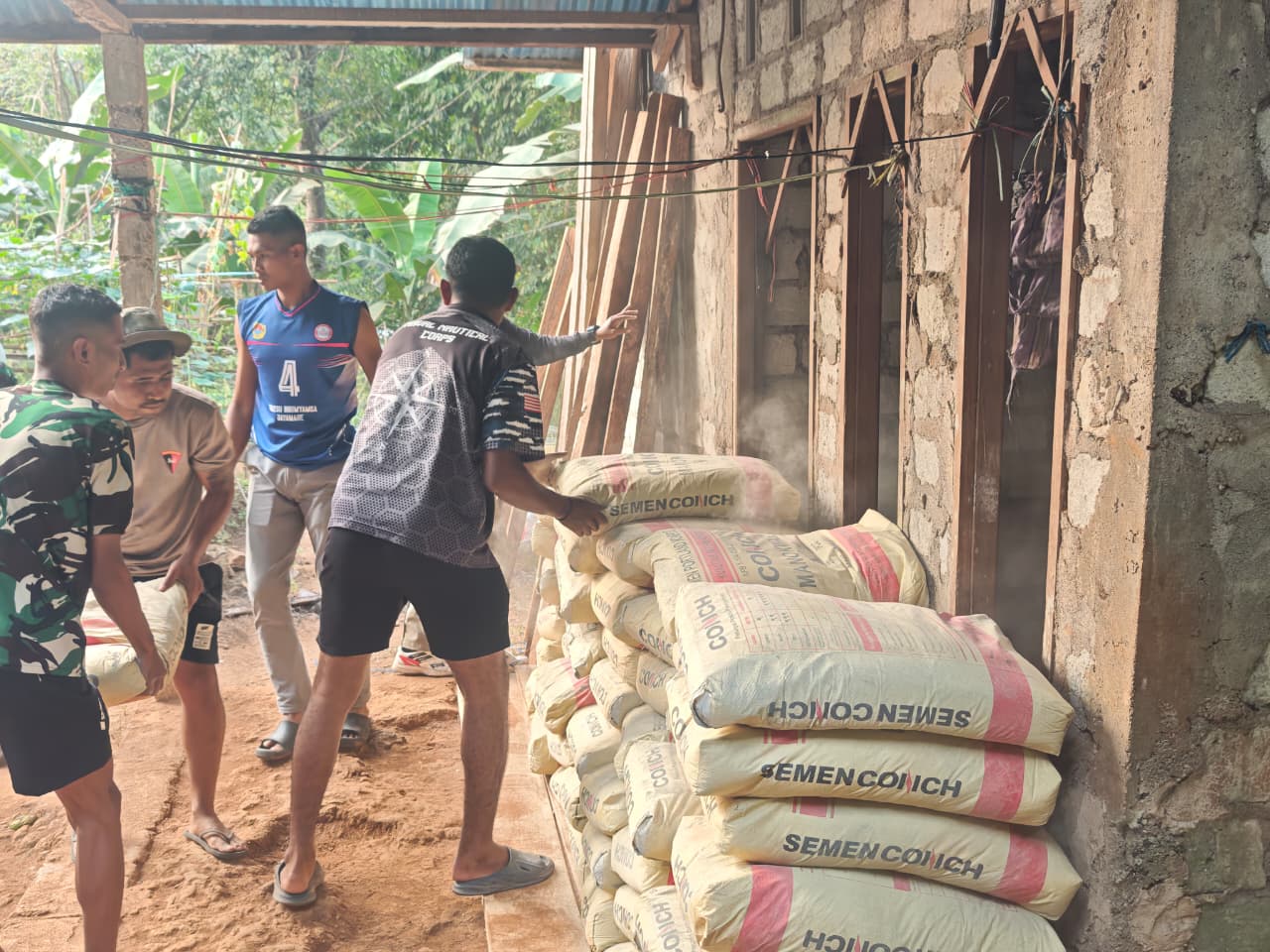 Satgas TMMD Berjuang Membangun Infrastruktur di Dusun Seri Meski Dihadang Kabut Asap