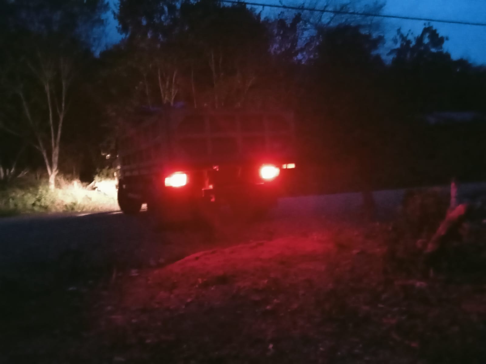 Malam Hari, Satgas Kodim 1808 Percepat Pembangunan di Kampung Yamboi