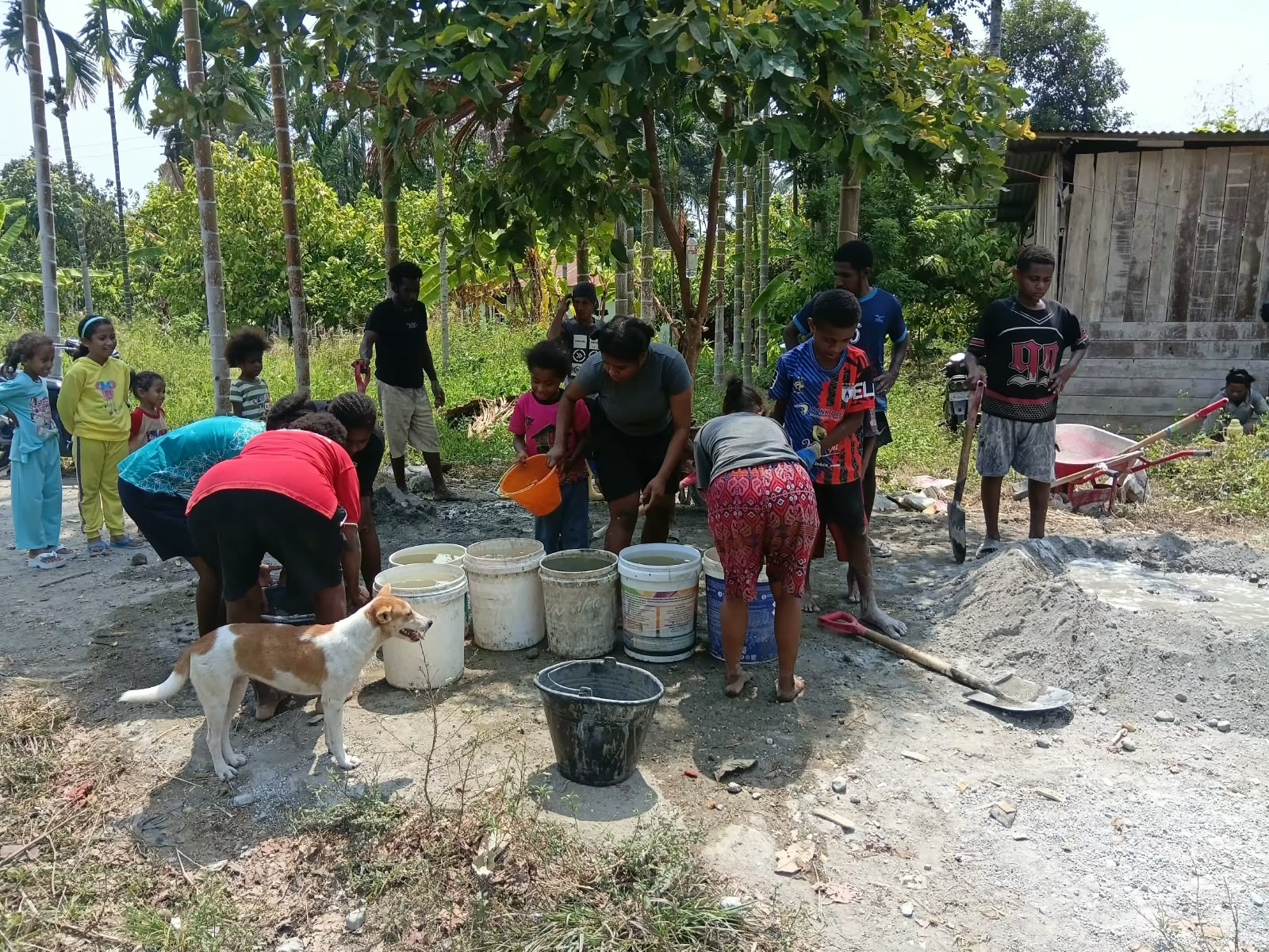 Mama Papua Berperan Aktif dalam Transformasi Pembangunan TMMD di Manokwari