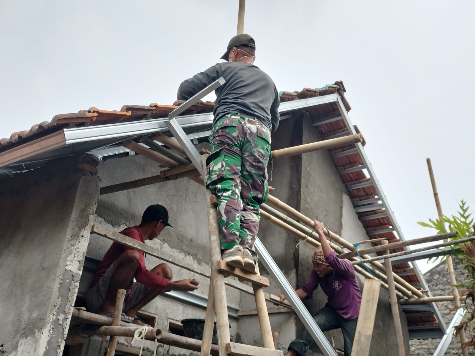 Renovasi Rumah M. Syafi’i: TNI Buktikan Komitmen terhadap Kesejahteraan Masyarakat