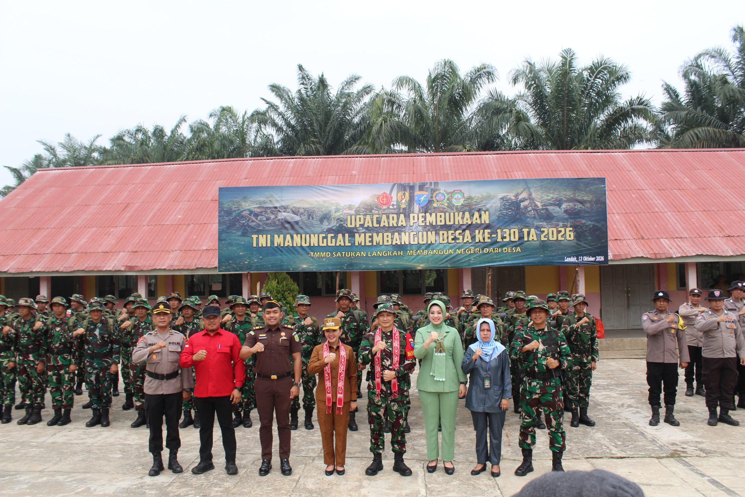Pembangunan Desa Amboyo Selatan: TNI dan Masyarakat Bersama Dalam TMMD Ke-130