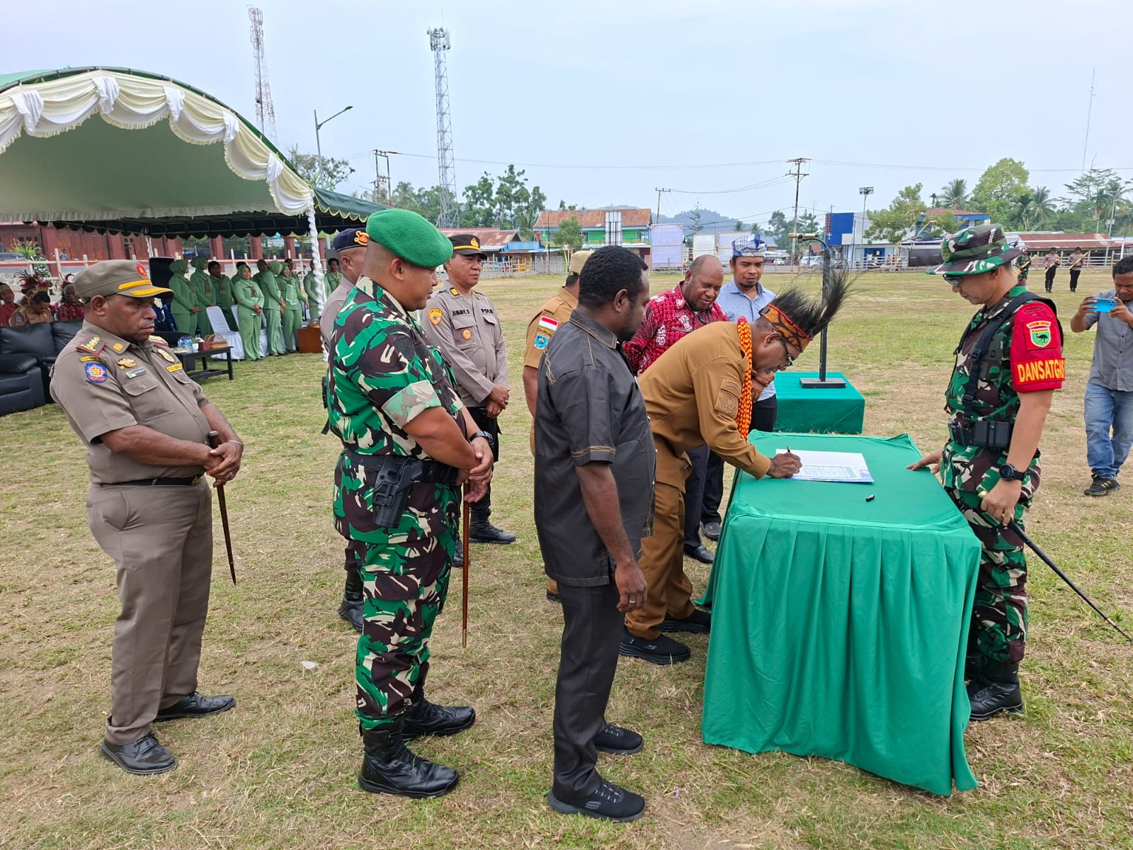 Langkah Bersama Pemkab Mansel dan TNI untuk Pembangunan Desa Melalui TMMD