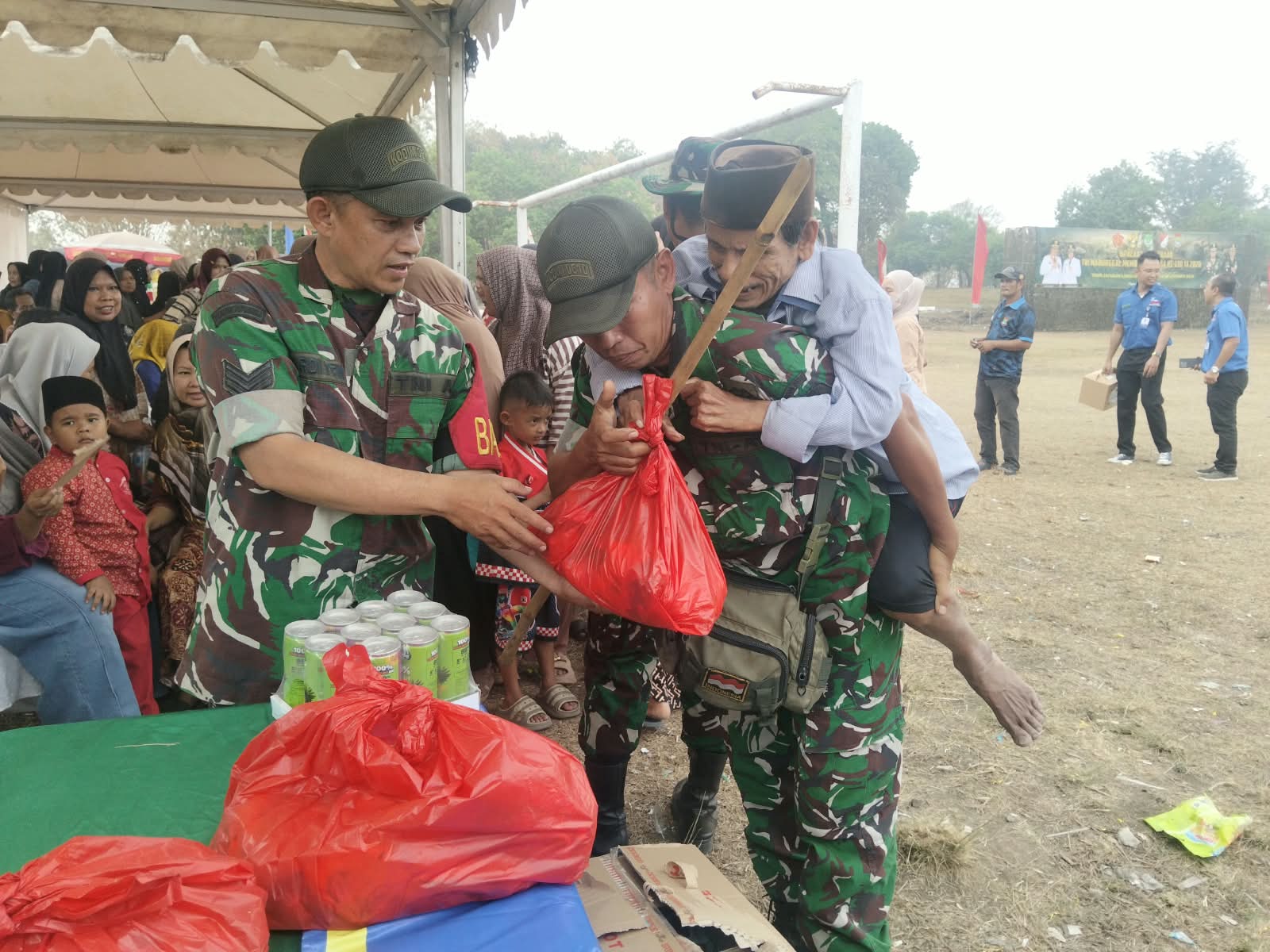 Serma Suan, Jembatan Kesehatan untuk Warga di Tengah Program TMMD