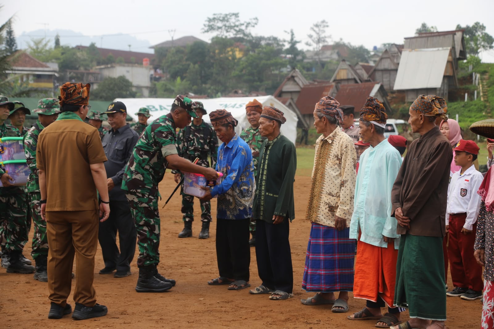 Pembukaan Akses Jalan Cibedug Dukung Peningkatan Kegiatan Ekonomi di Citorek Barat